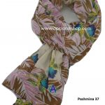 Pashmina estampada hojas y flores