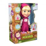 Masha rie y habla