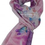 Pashmina mariposa en flores
