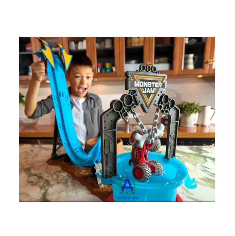 Monster Jam Dunk Tan